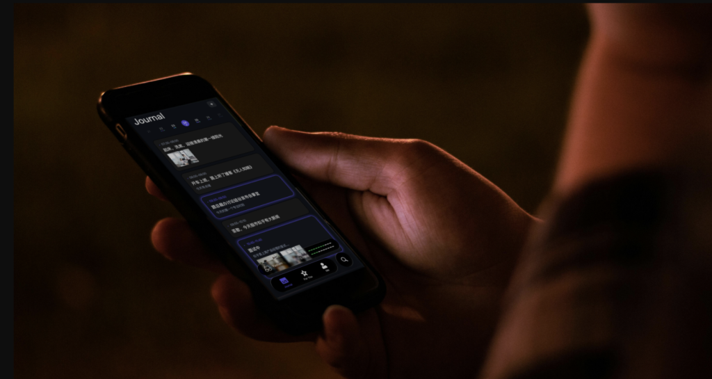 Moonix App interface showing Journal-style time-axis personal knowledge management