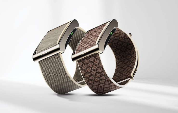 Luna Band: A Health Coach on Your Wrist, Not a Dashboard