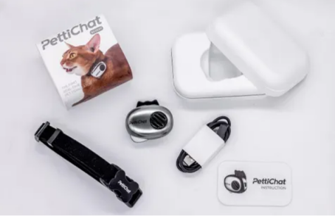 PettiChat two-way pet translator device unboxing with collar and charger
